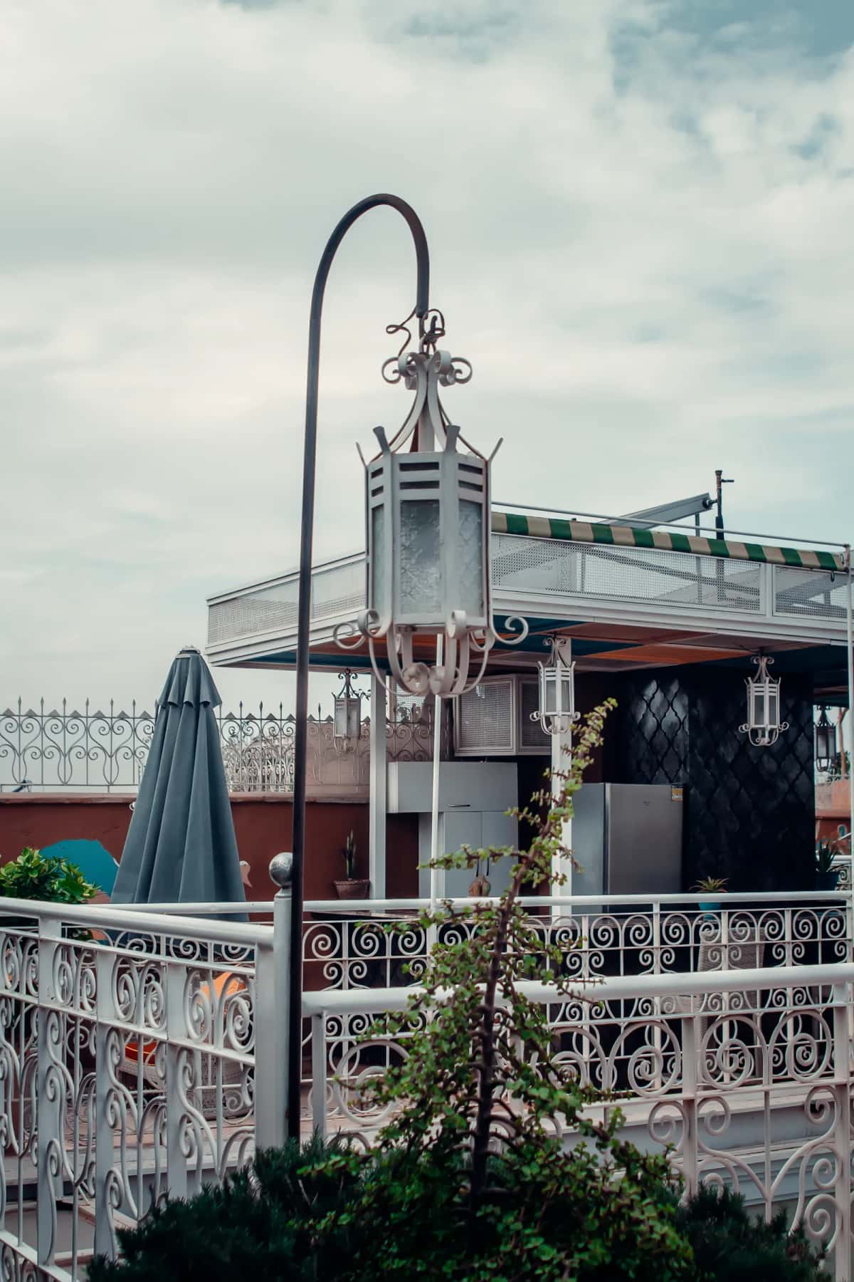 Architecture traditionnelle marocaine d'un rooftop