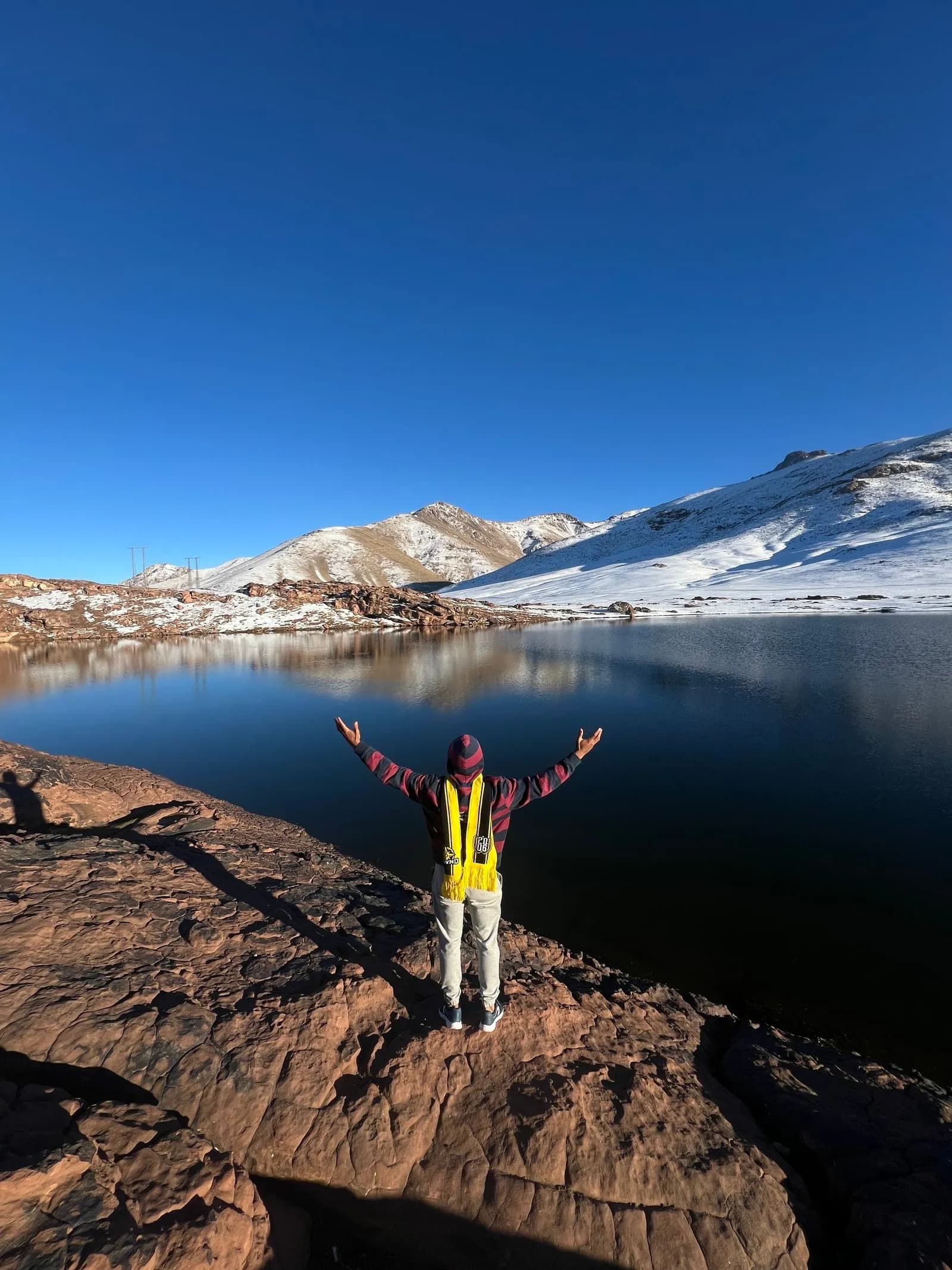 Vallée de l'Ourika verdoyante et rivière près de Marrakech