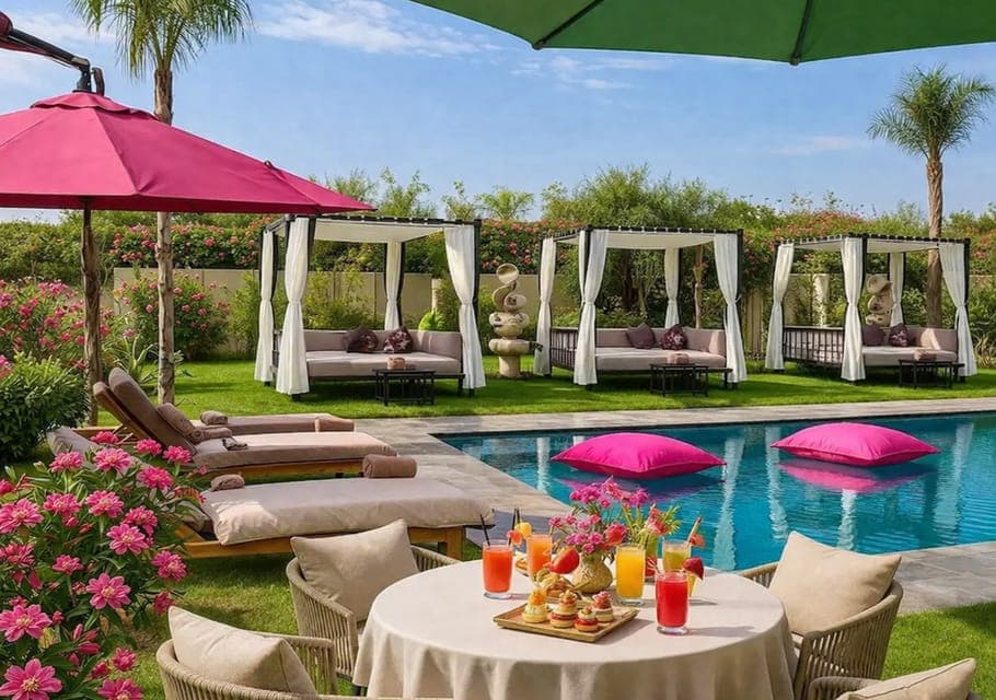 Depuis Marrakech : journée détente à la villa avec piscine et déjeuner