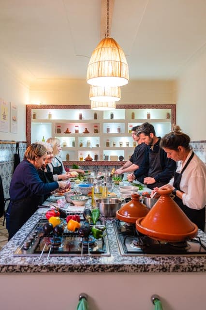 Cours avec visite du marché et repas, cours de cuisine marocaine à Marrakech
