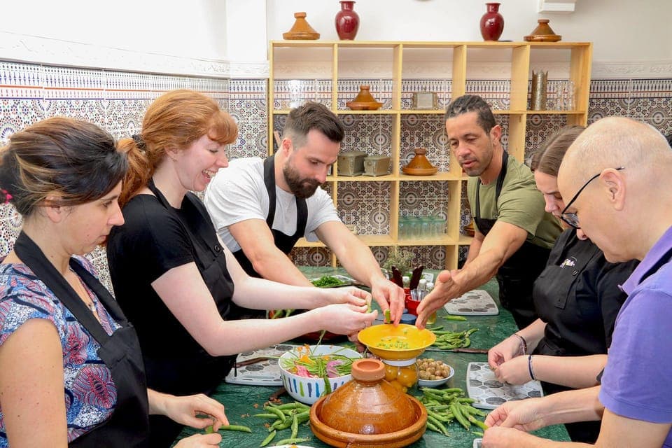 Demi-journée avec un chef local, cours de cuisine marocaine à Marrakech